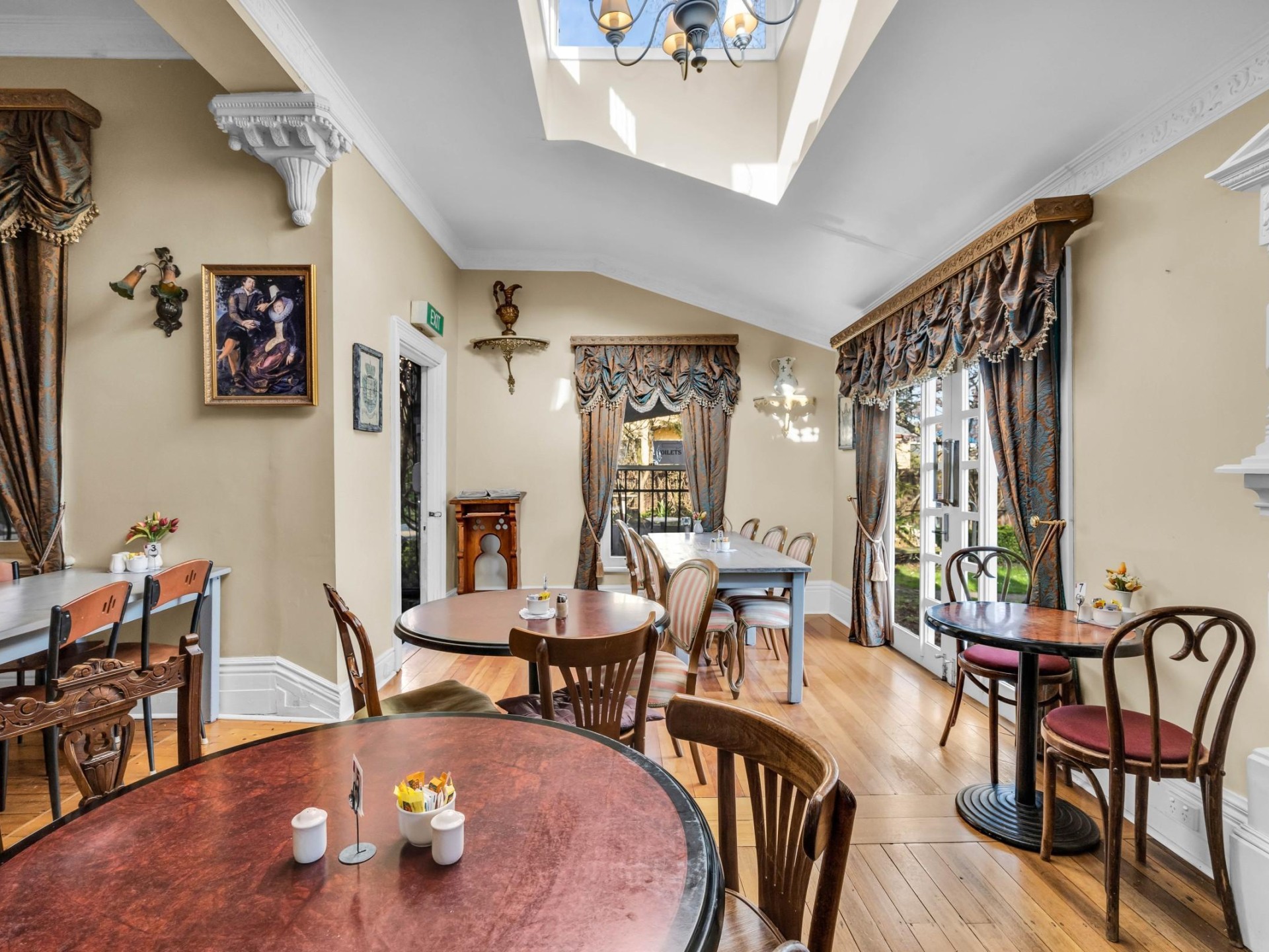 Passive Investment Latrobe Georgian 637865 1