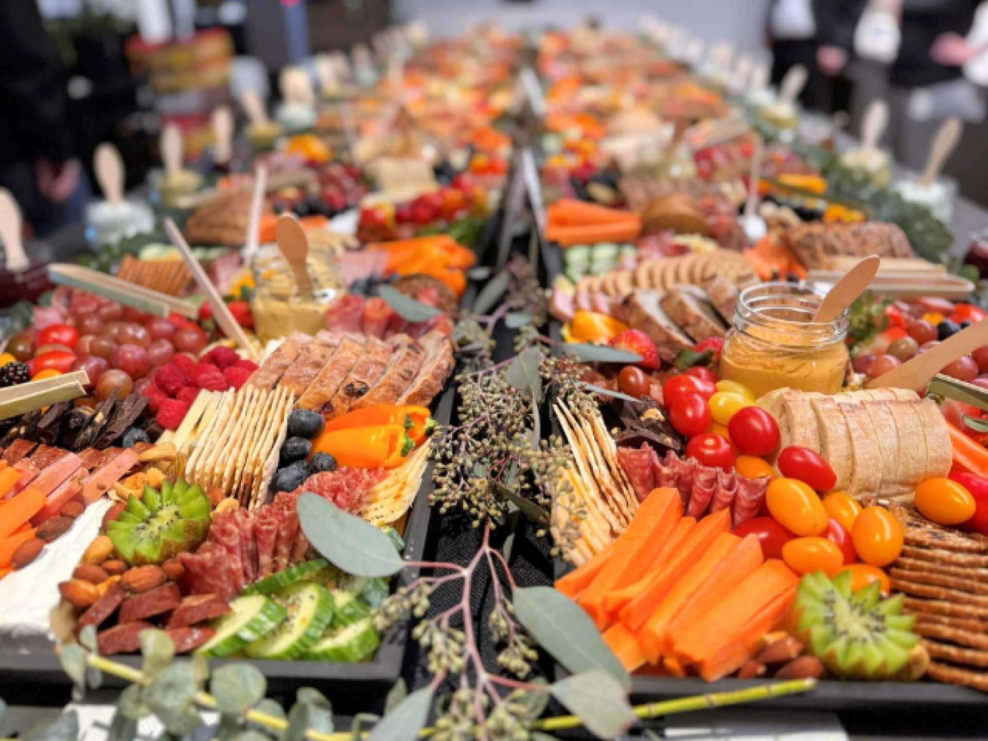 Be First To Market: 666997 3