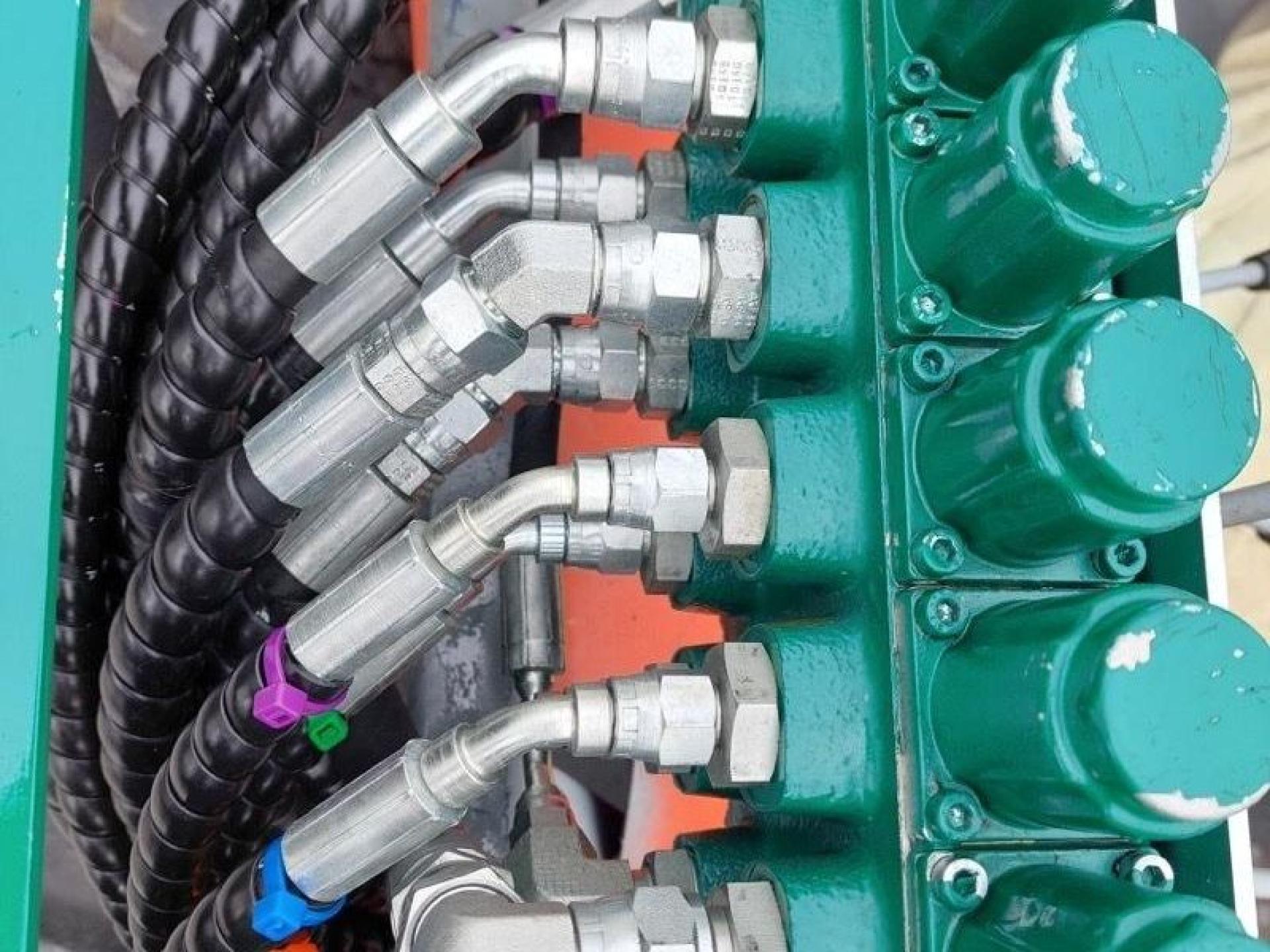 Sold! Hydraulic Hoses And 594654 2