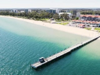 Prime Beachfront Café Opportunity – Rockingham