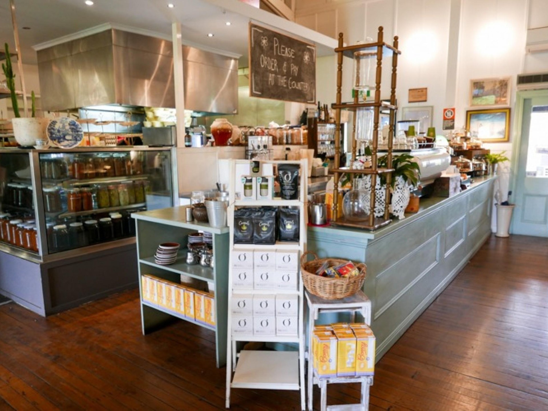 The Best Indoor/outdoor CafÉ 675945 3