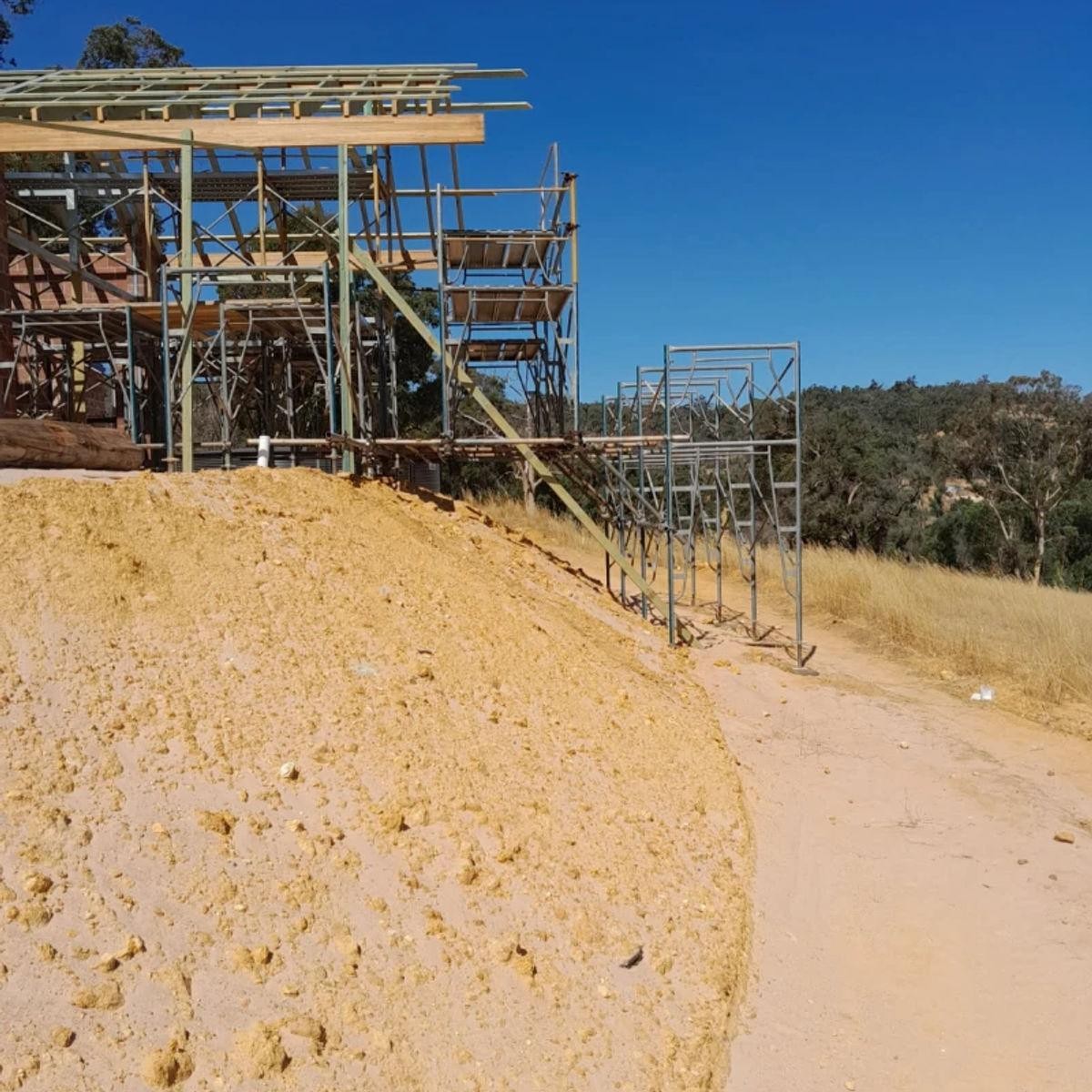 Exceptional Scaffolding Hire & 674745 2