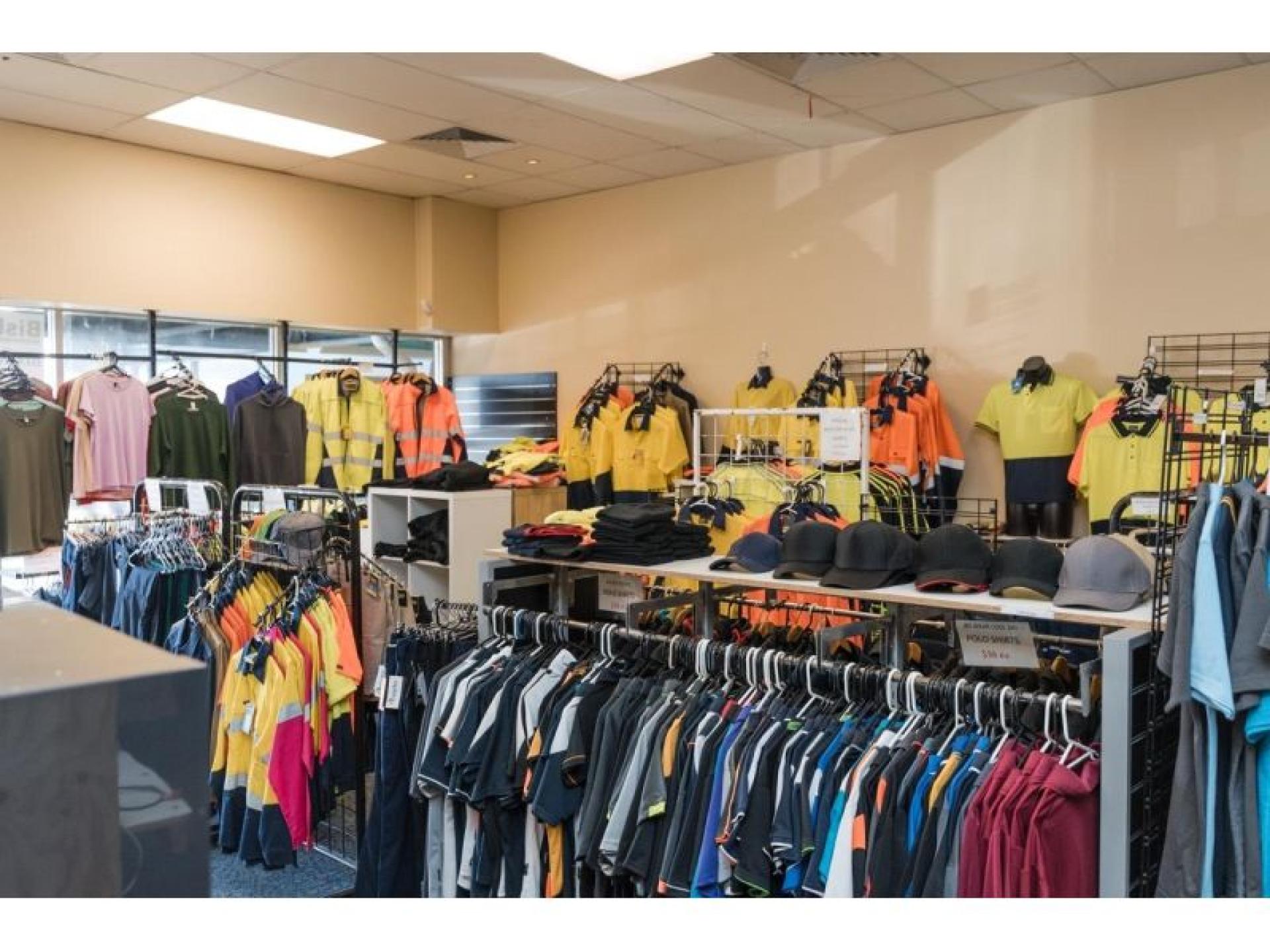 Workwear Clothing Retailer Embroidery 647434 2