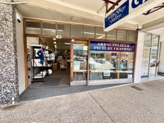 Leading Regional QLD Art Supply & Framing Business
