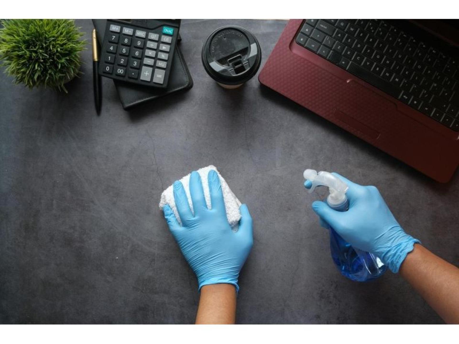 Commercial And Residential Cleaning 669944 1