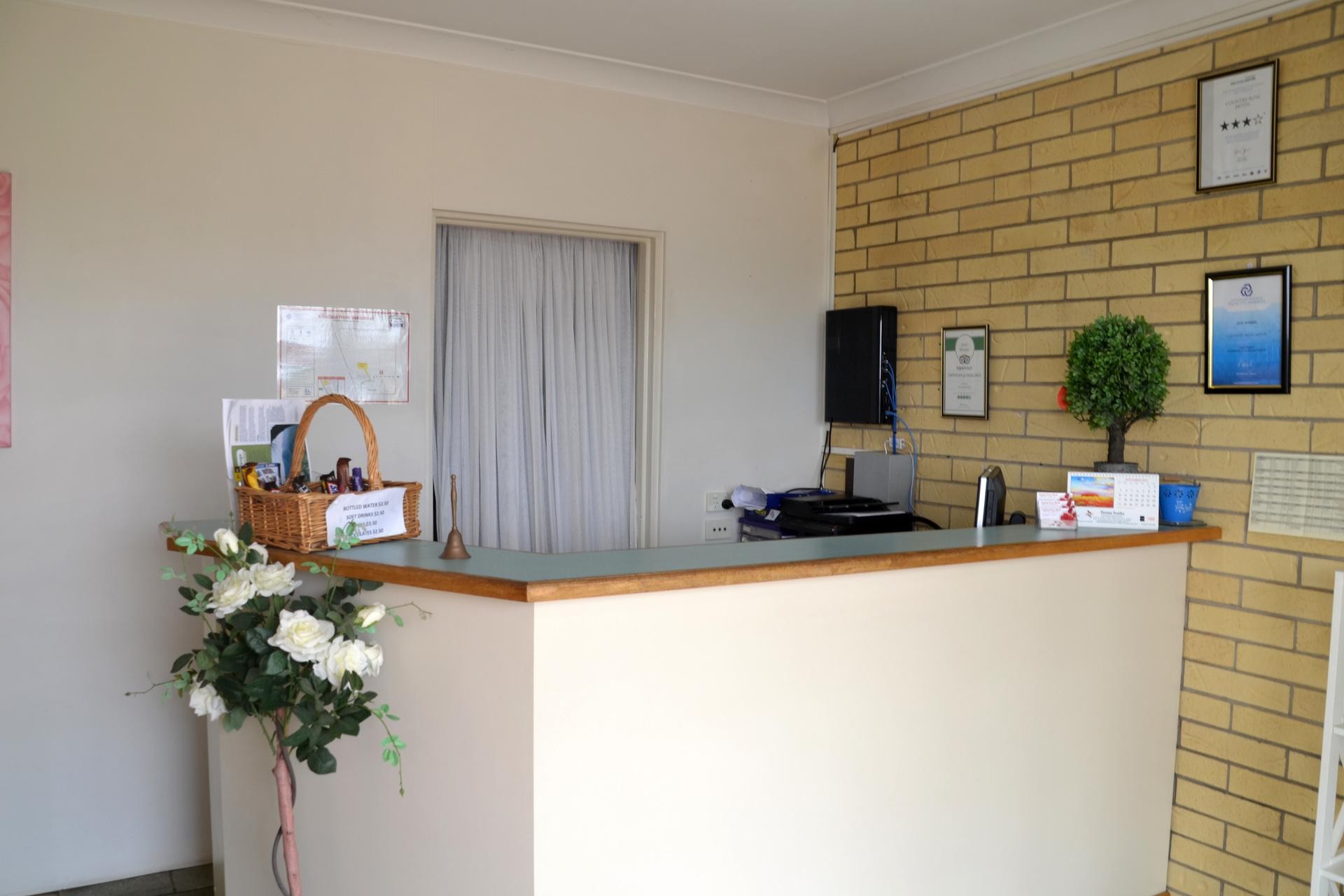 Freehold Investment Motel - 521046 2