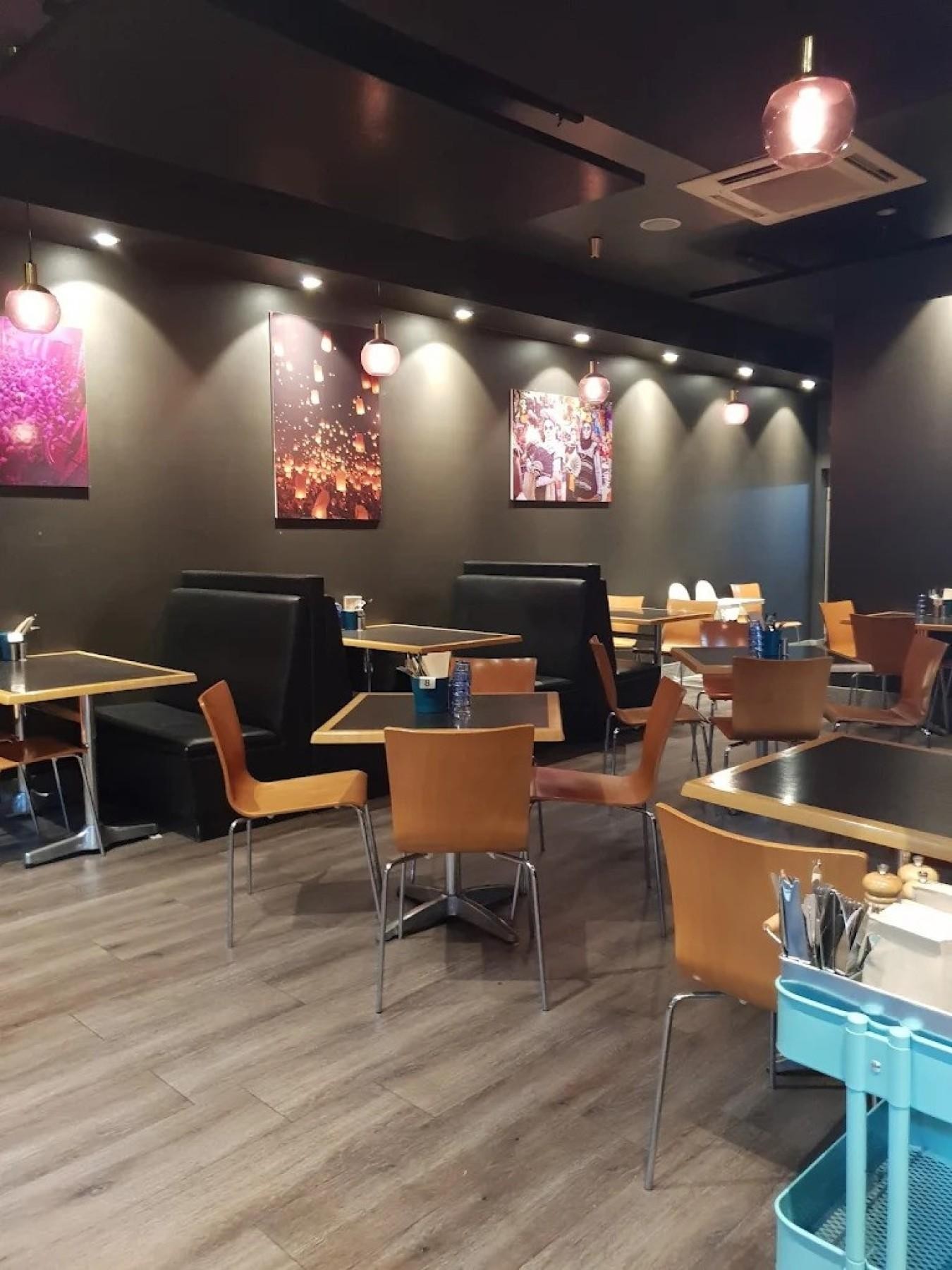 Established Restaurant With Prime 670501 2