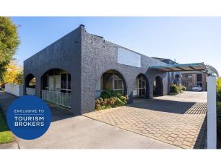 A RARE TRIFECTA, WITH GREAT REWARDS - 1842ML