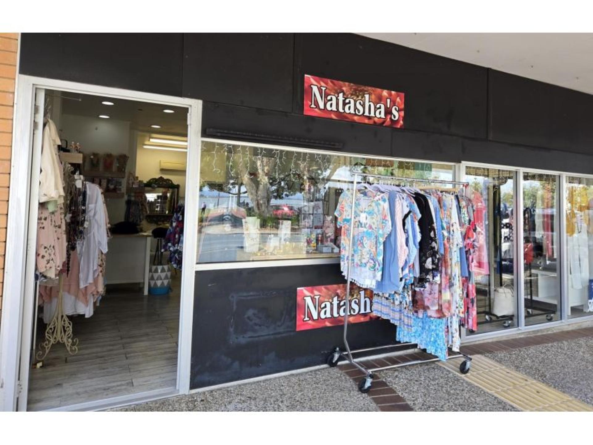 Retail Ladies Clothing Jewellery 663576 2