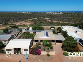 26 Atkinson Cres, KALBARRI - Coastal Country Jackpot!