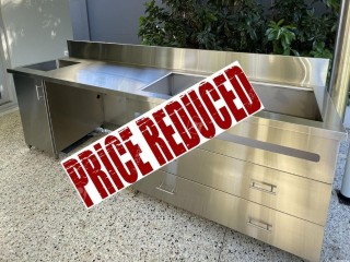 SPECIALIST FABRICATOR OF LIGHT SHEET METAL – PRICE REDUCED