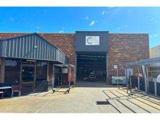 LEASEHOLD - Dandy South Sandblasting & Powder Coating VIC - 1P0546
