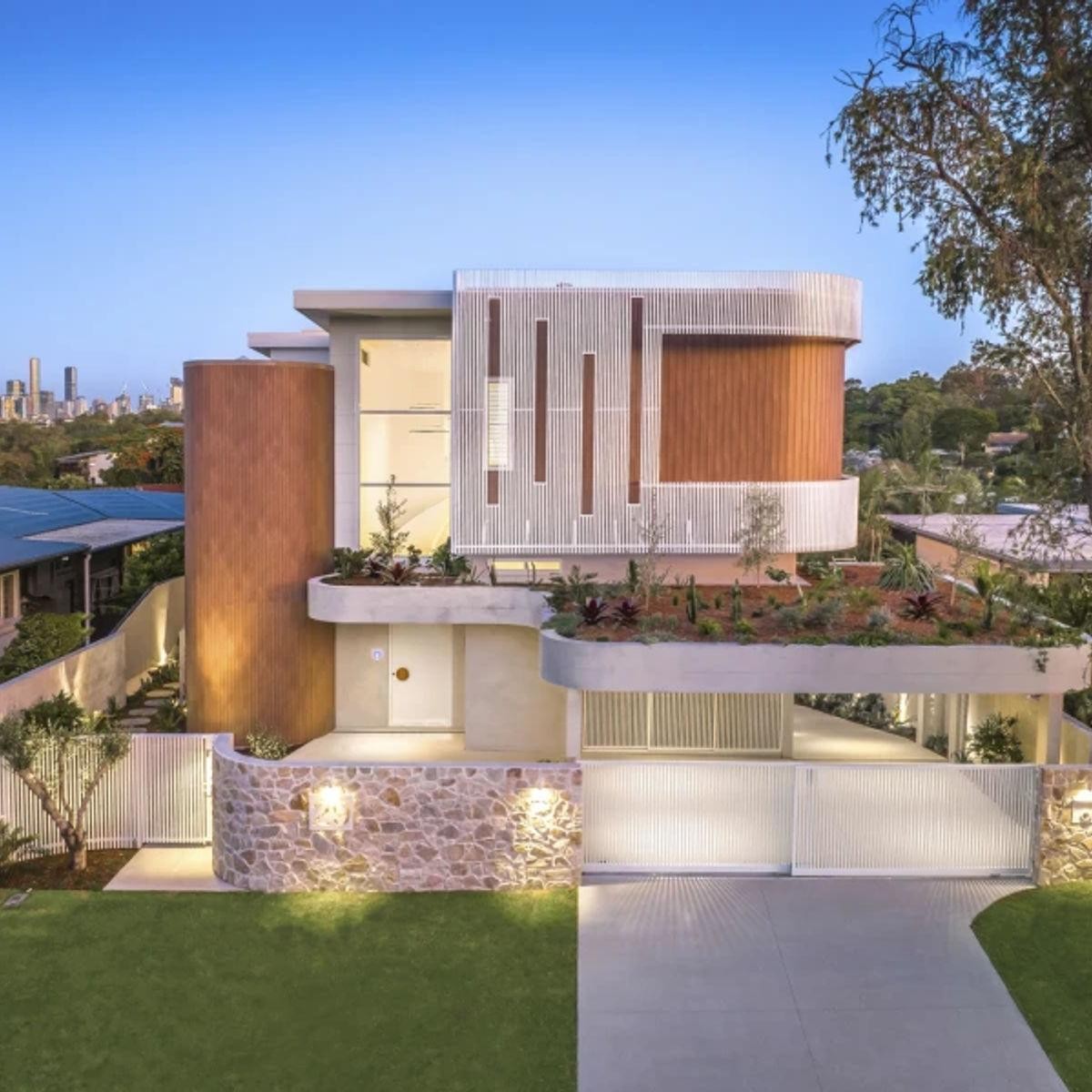 Long-established Residential & Commercial 676027 2