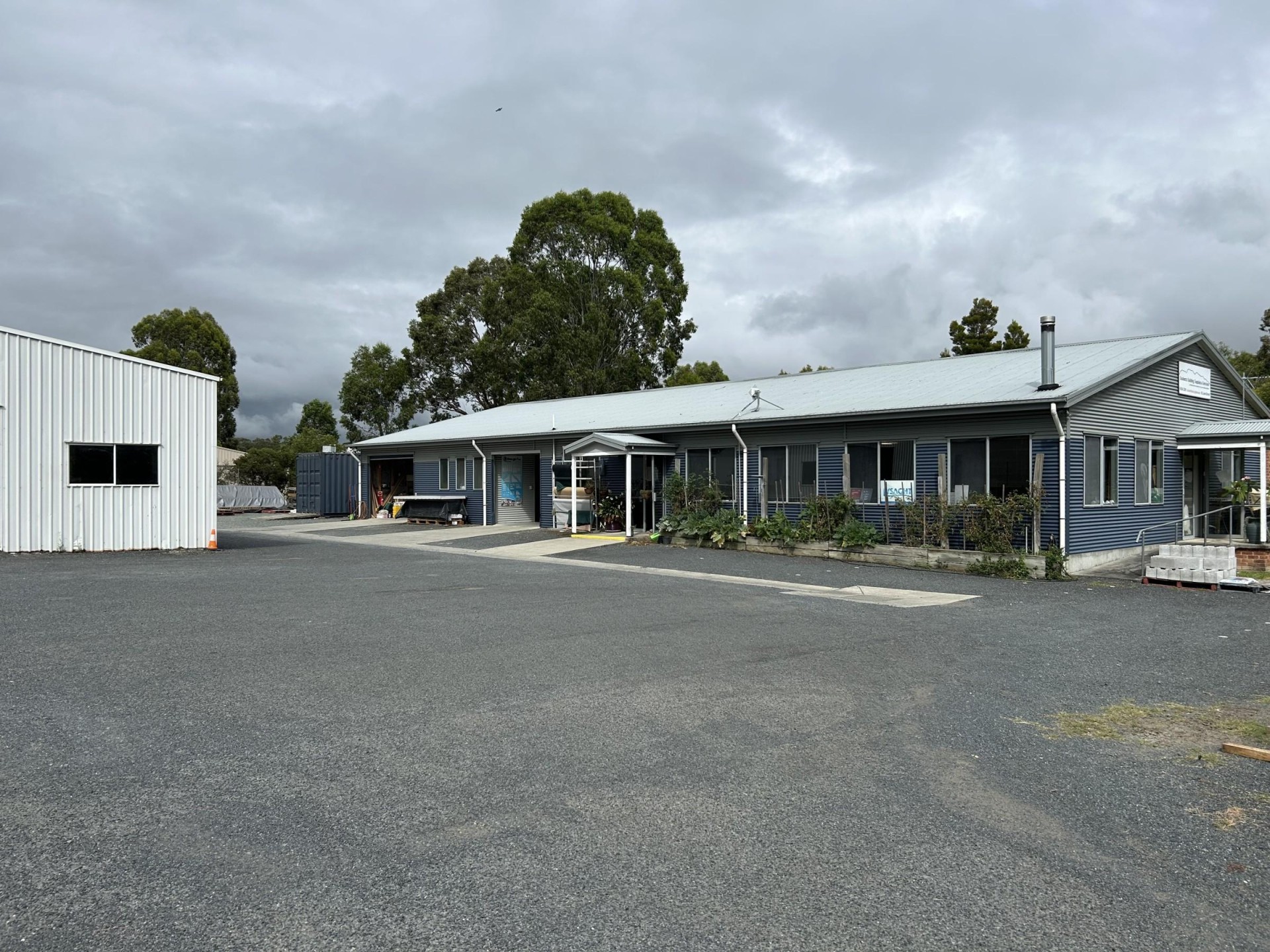 Building Supplies Paint And 658398 3