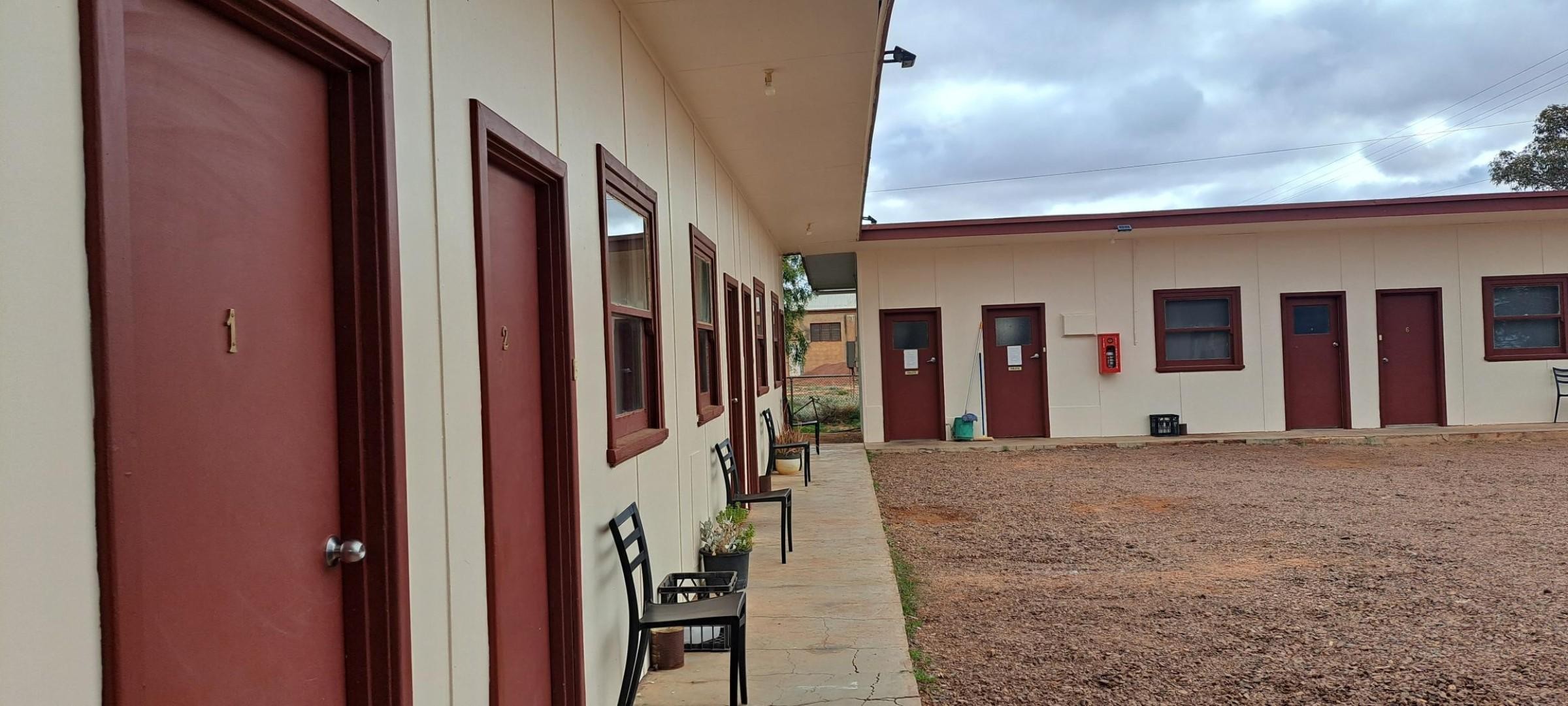 Great Little Bush Pub 636822 3