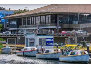 New Price - Established Marine Hire Business in Prime Frankston Location