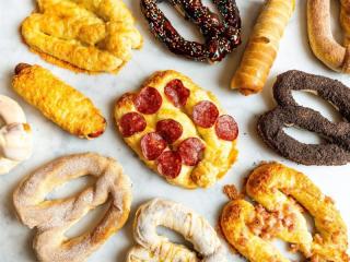 Pretzel World - Simple Franchise Business -Investors Welcome