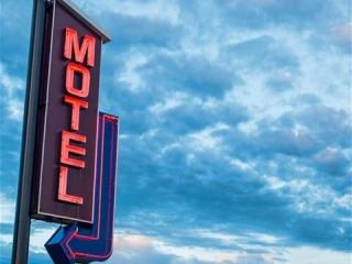 Beautiful Limestone Coast Motel - Long Term Lease Available!