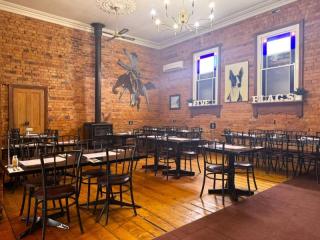 FREEHOLD PASSIVE INVESTMENT - Five Flags Hotel, Campbells Creek VIC - 1P0554