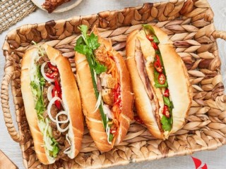 Looking For A Franchise Bursting with Flavour? Denstination Roll Is The WORTHY Choice!