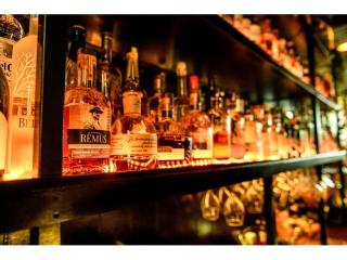 Stylish Port Melbourne Cocktail & Tapas Bar - (Open 4 days) MW1563