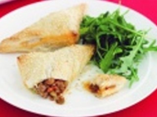 Restaurant and bar under management for sale Surfers Paradise