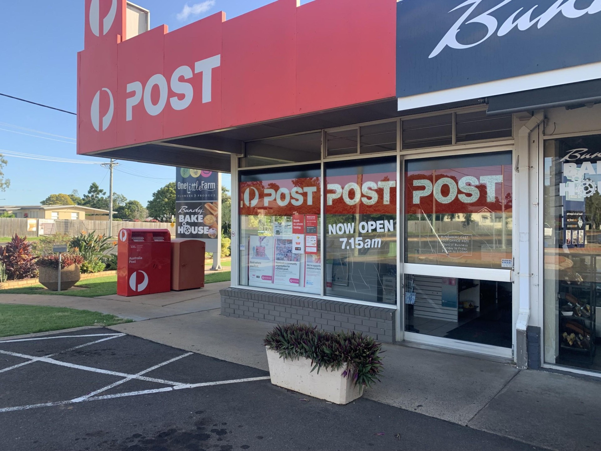 Bundaberg East Post Office 606228 2