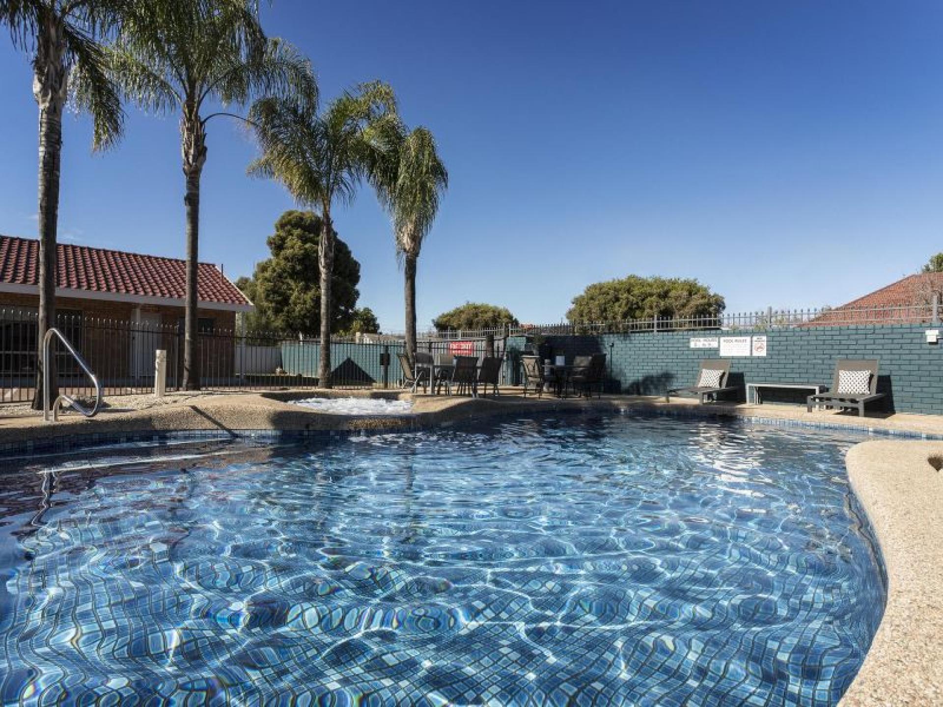 Premium Buying Here In 635752 2