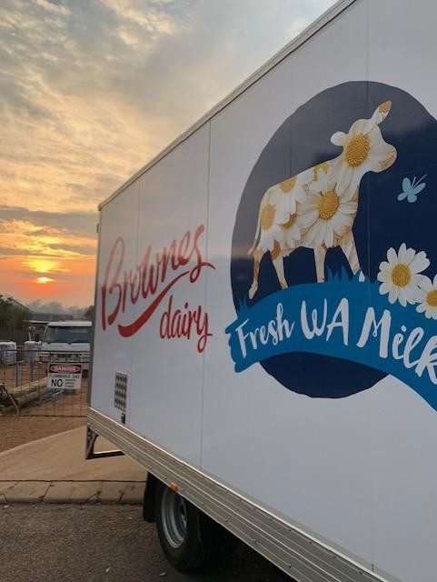 Brownes Dairy Distribution 670137 2