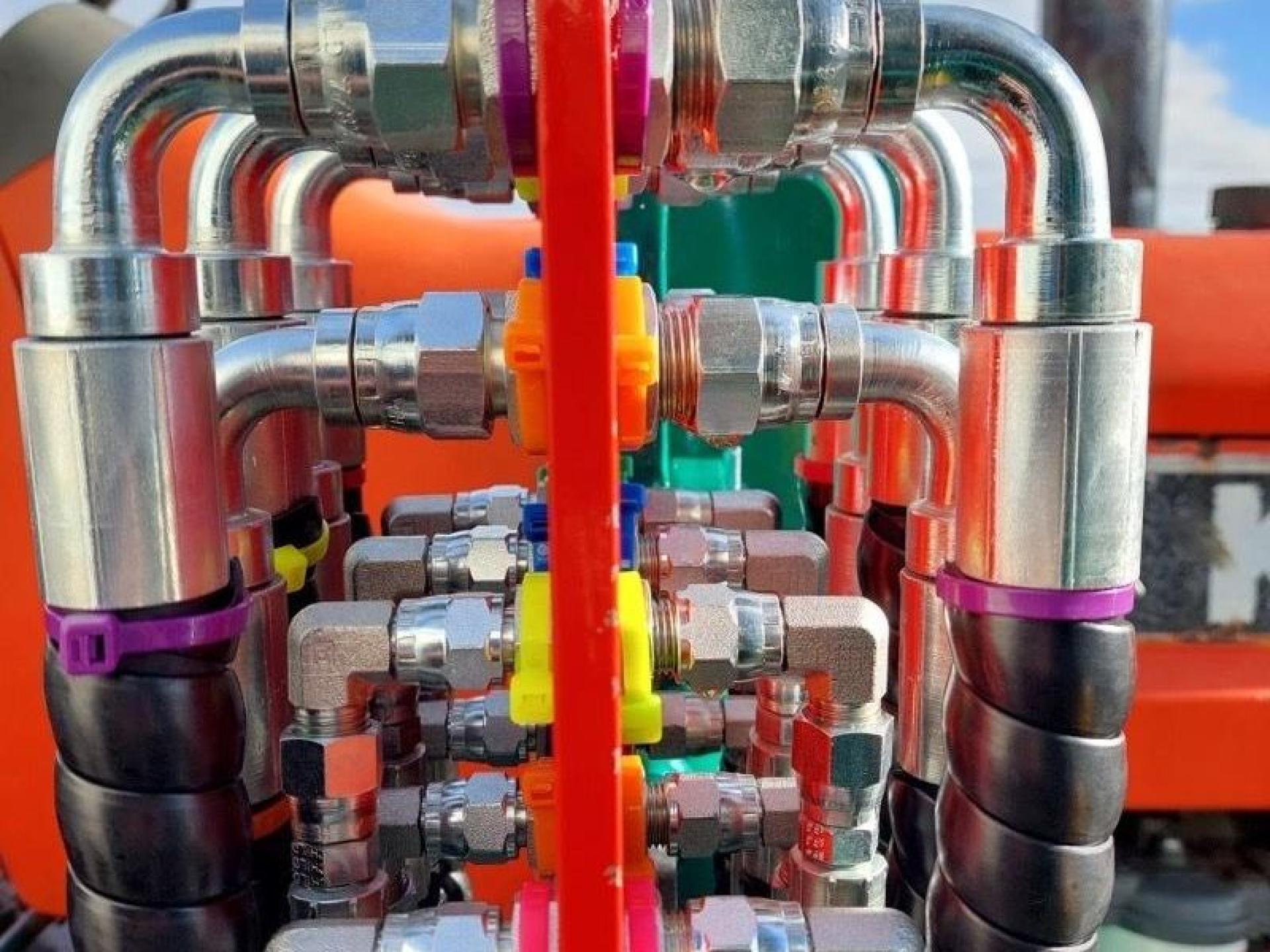 Sold! Hydraulic Hoses And 594654 3