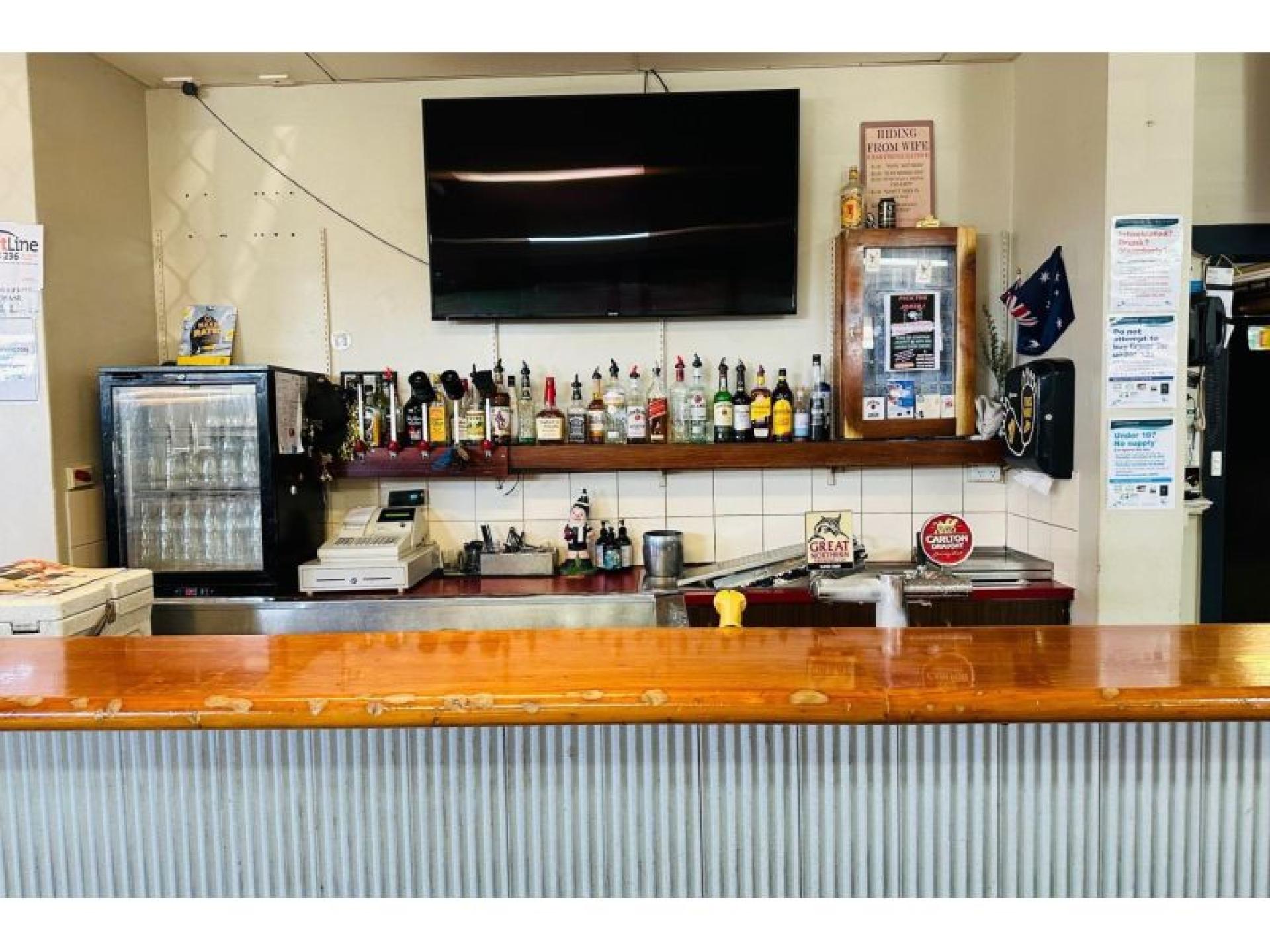 Palace Hotel 1p6034 for sale in Lang Lang Victoria Bsale ID 649587