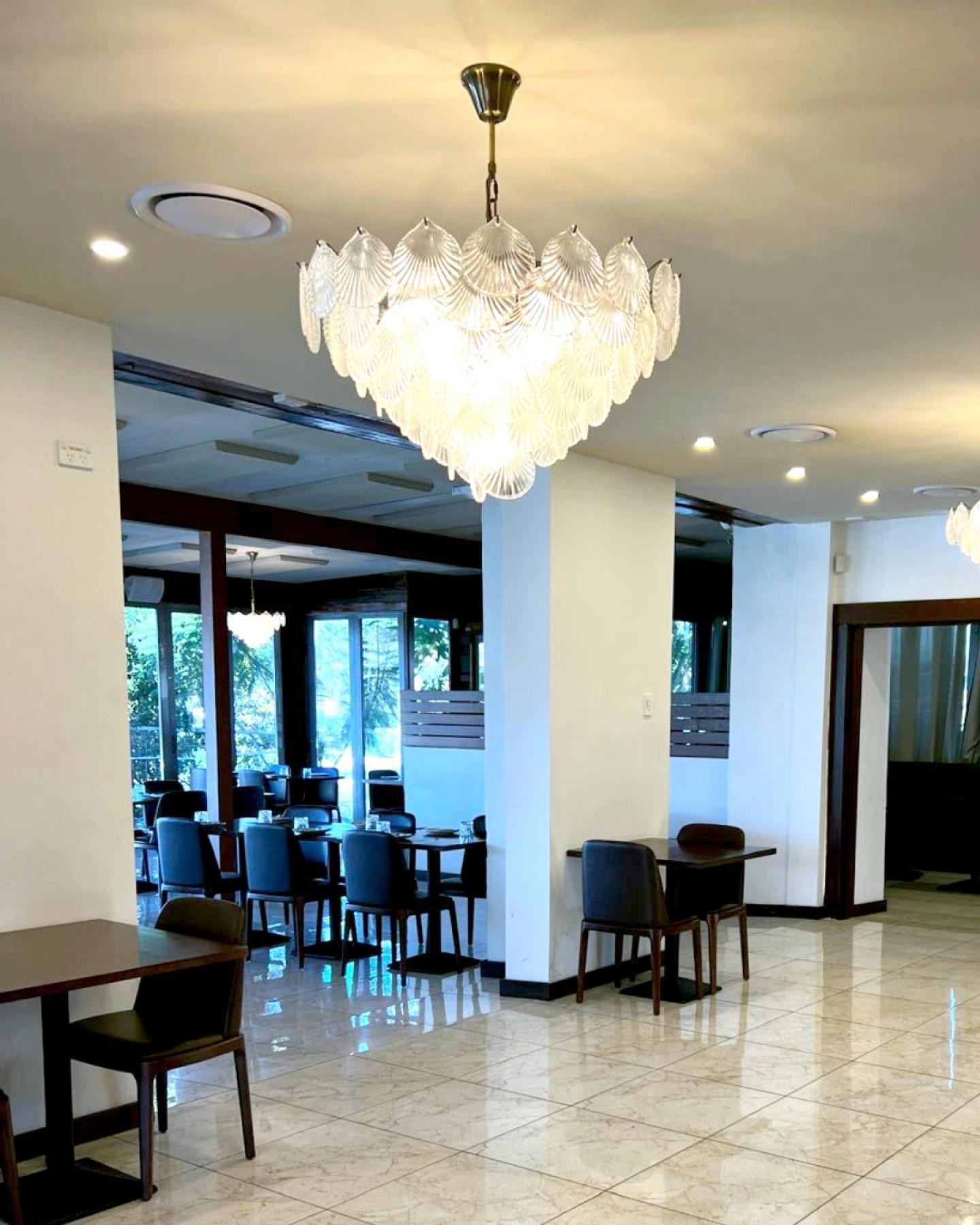 Fully Equipped Commercial Kitchen 666692 2