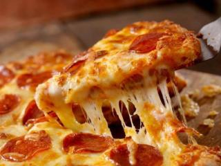 Well Equipped Pizza Restaurant Available For Quick Sale - Hoppers Crossing