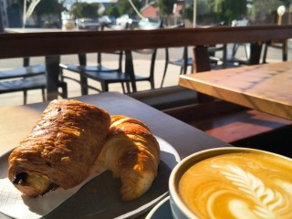 Beautiful Café in a Vibrant Perth Location with Cheap Base Rent $ 743 / Week