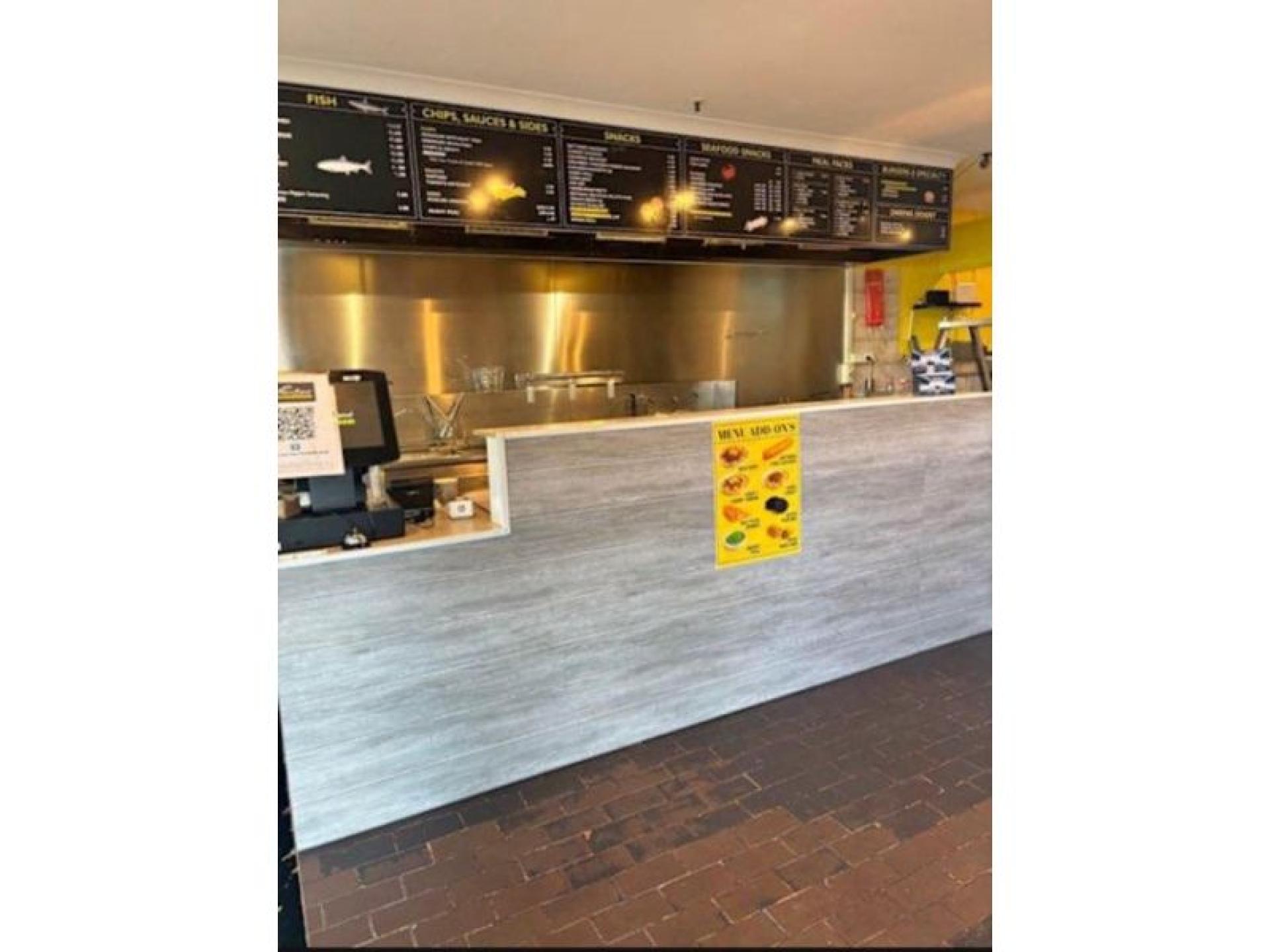 Fish & Chips Takeaway 672314 3