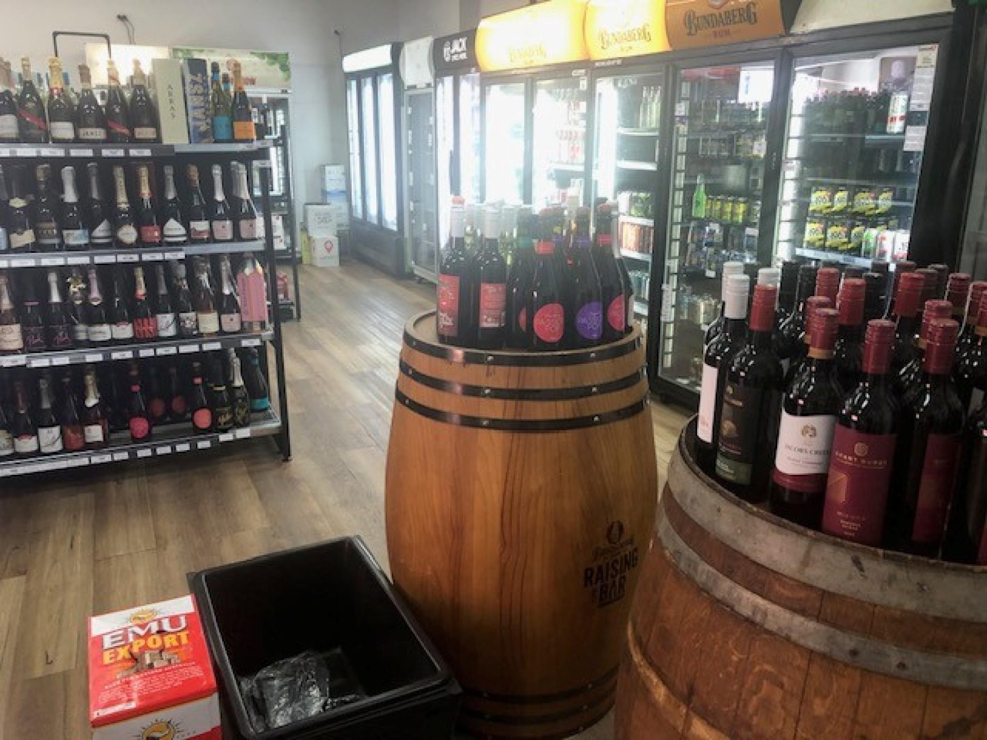 Tavern -freehold And Business 675045 3