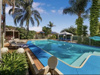 Bed & Breakfast 5 Star  Freehold