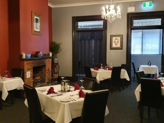 New England Freehold Hotel