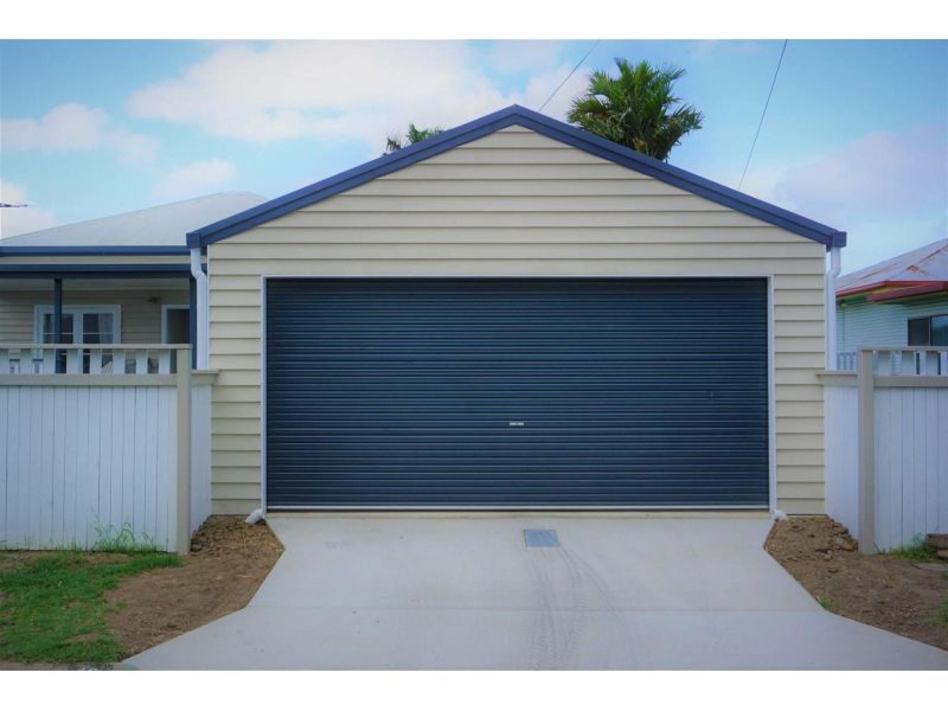 Successful Garages & Sheds 671060 2
