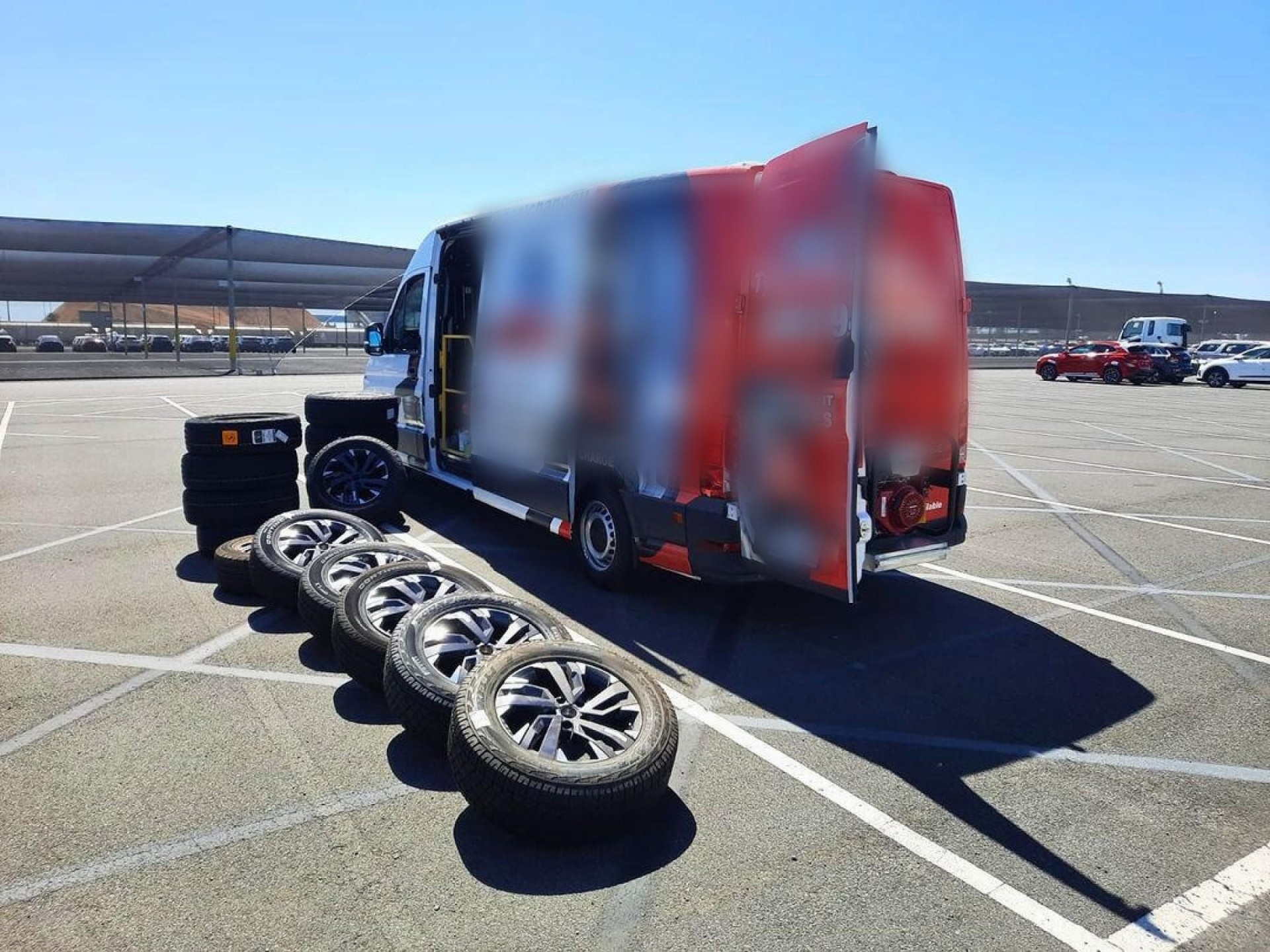 Mobile Tyre Shop Franchise 644123 2