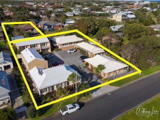 BEAUTIFUL COASTAL MOTEL - 2657MF