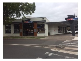 Sports & Leisure Store - Williamstown Melbourne PRICE REDUCED