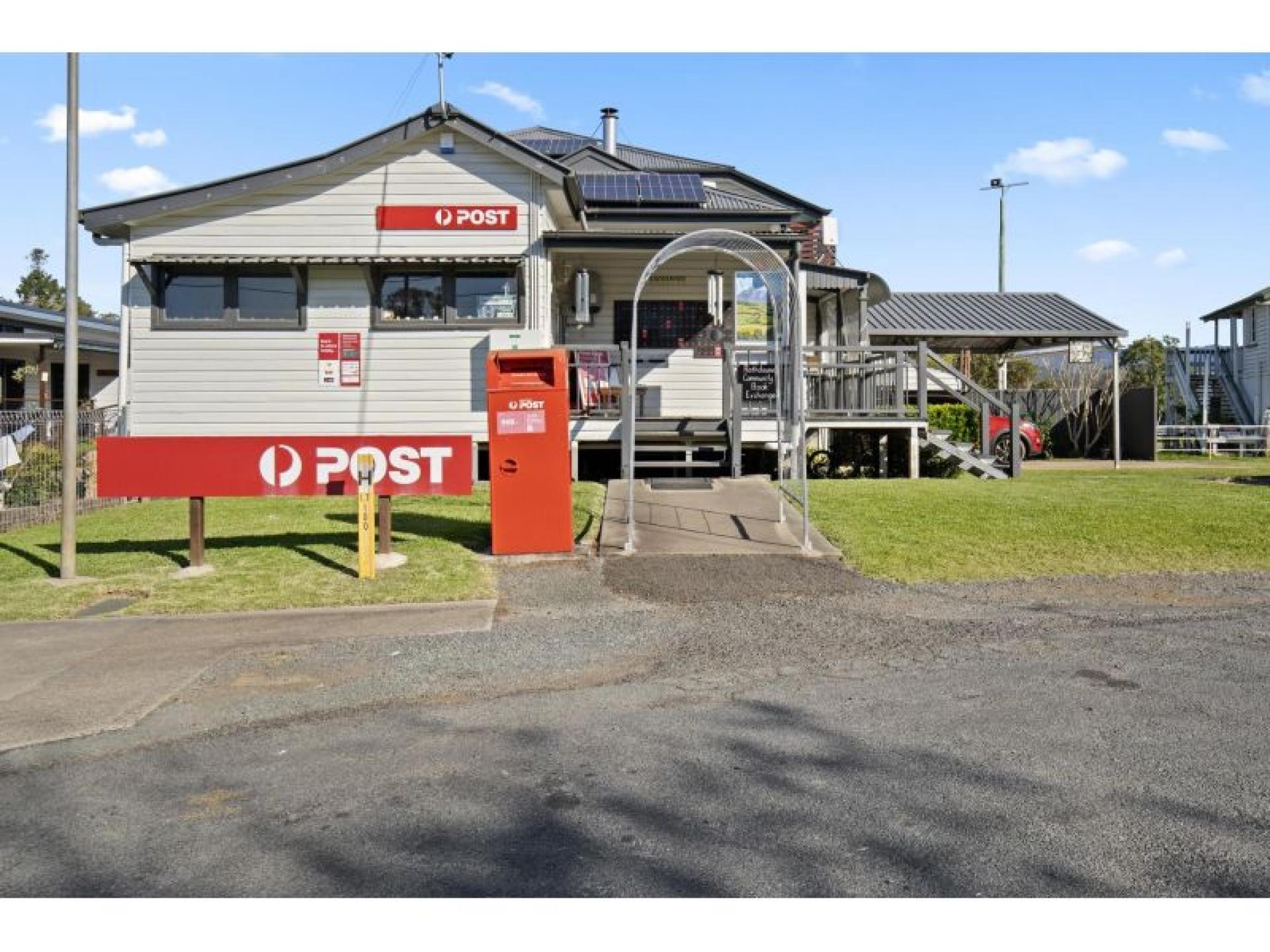 Rathdowney Post Office Plus 566503 2