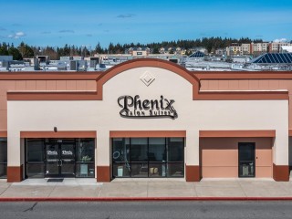 Own a Phenix Salon Suites® Franchise