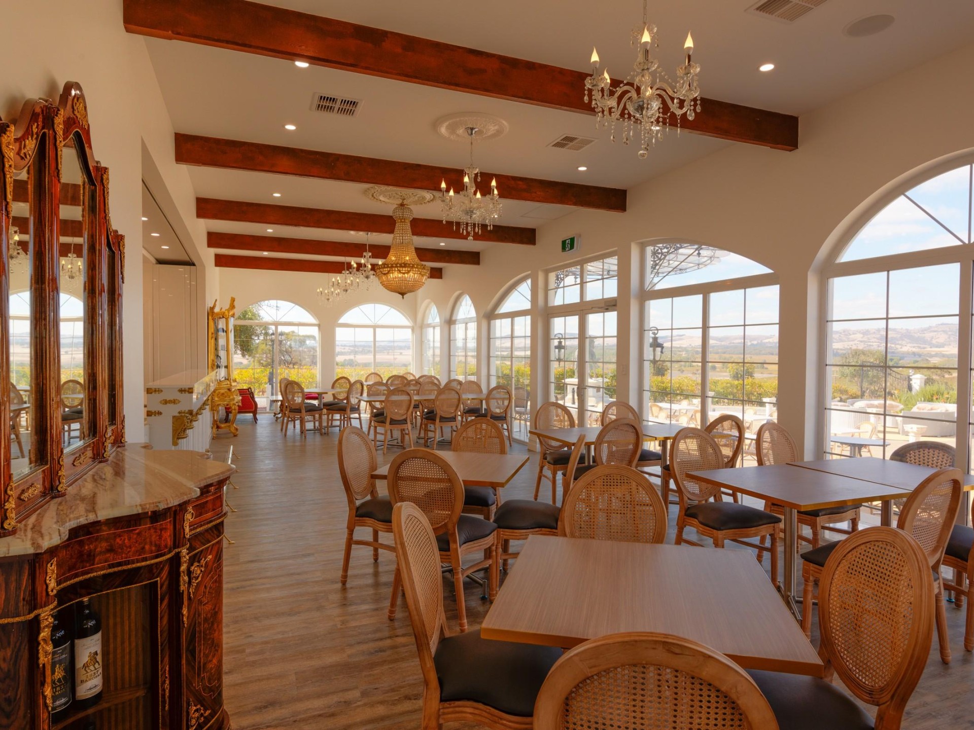 Restaurant On Iconic Winery 662062 1