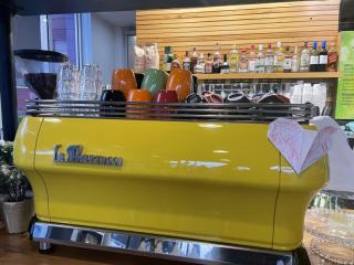 6 days Popular Café * Low Rent $490 PW * - Point Cook