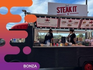 35488 Vintage Food Truck   Popular Menu & Prime Market Locations