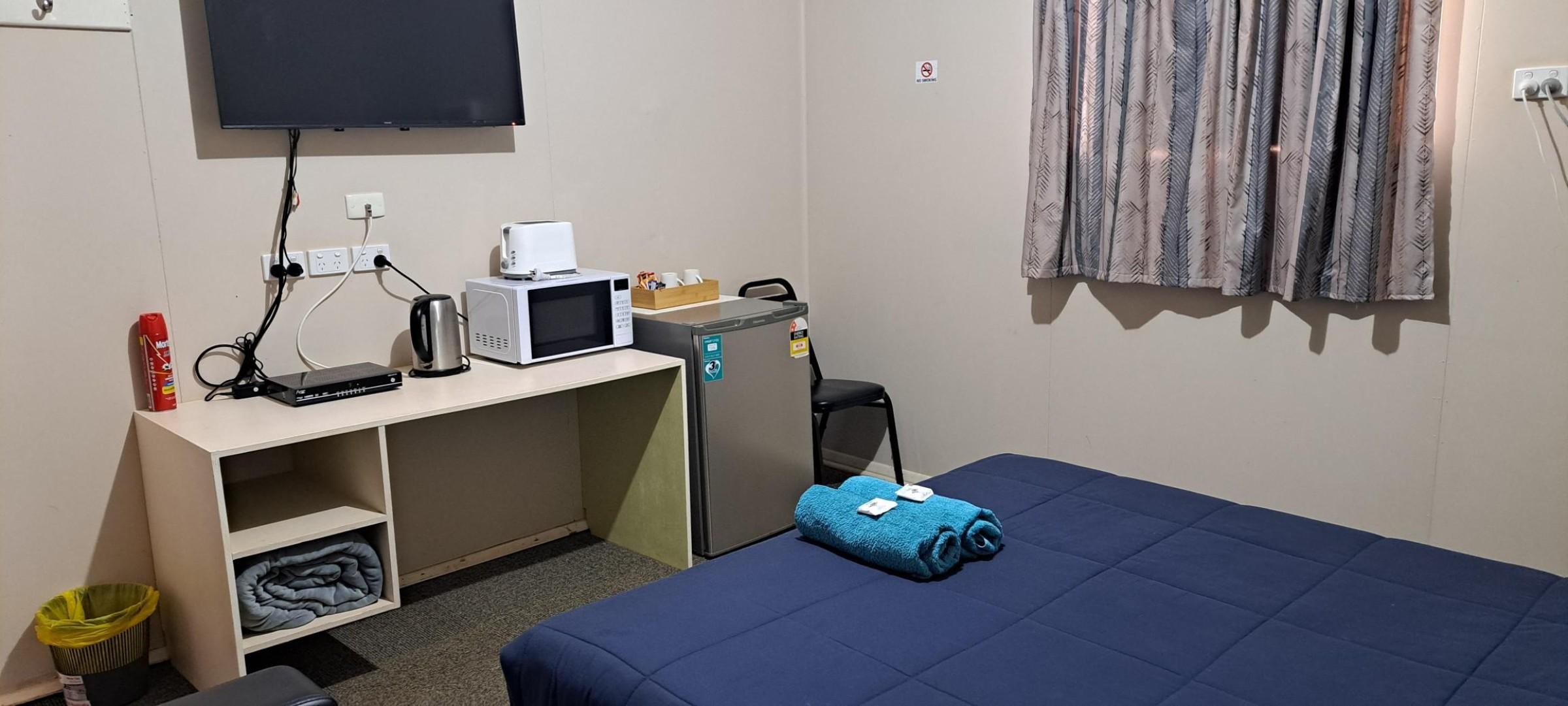 Great Little Bush Pub 636822 1