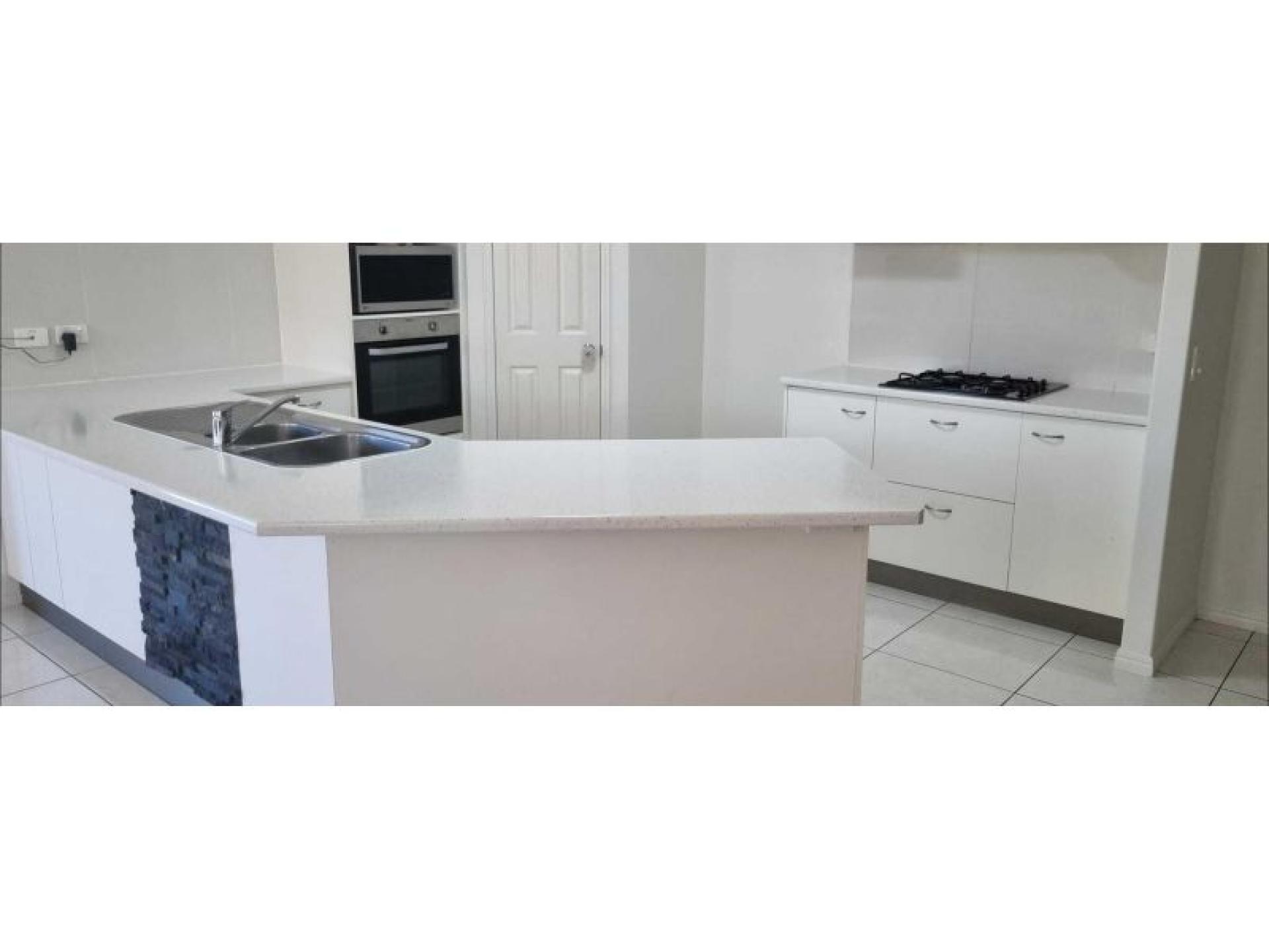 Kitchen And Bathroom Resurfacing 657937 3