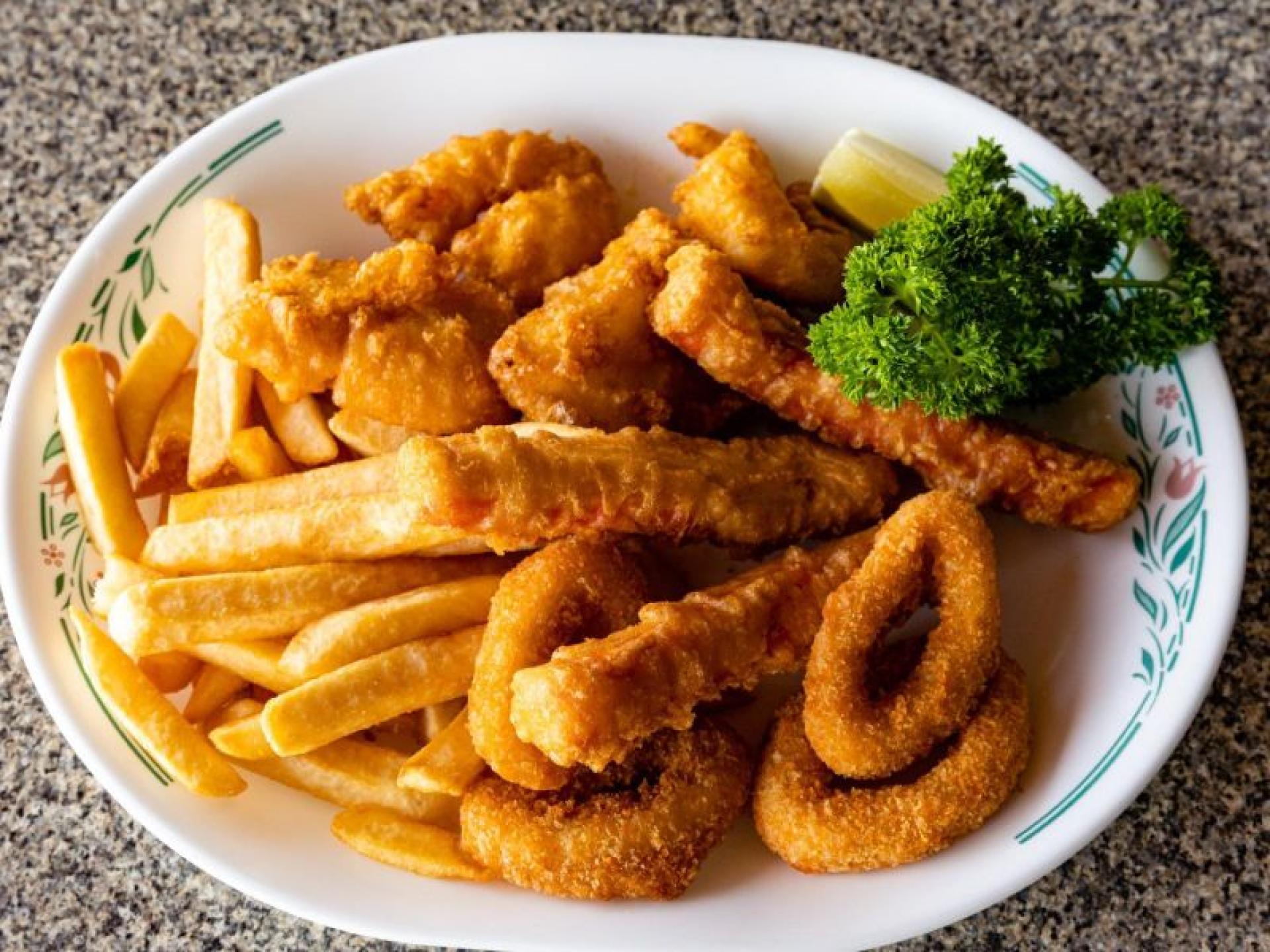 Fish And Chip Shop 669584 3